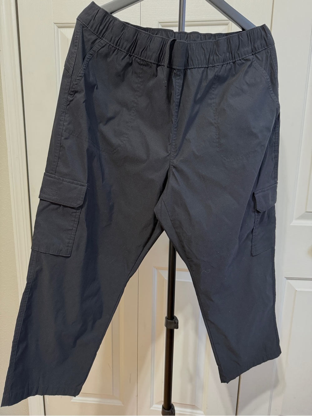 Eddie Bauer Black Cargo Pants with Elastic Waist
